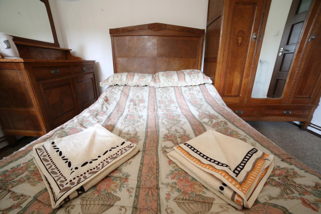 Bed and Breakfast Domy Wczasowe Tryumfy Krynica-Zdrój Zimmer foto